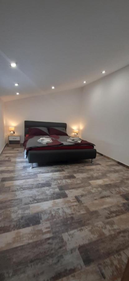 Apartmani Petar I Luka Бакар Экстерьер фото