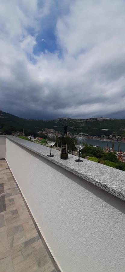 Apartmani Petar I Luka Бакар Экстерьер фото
