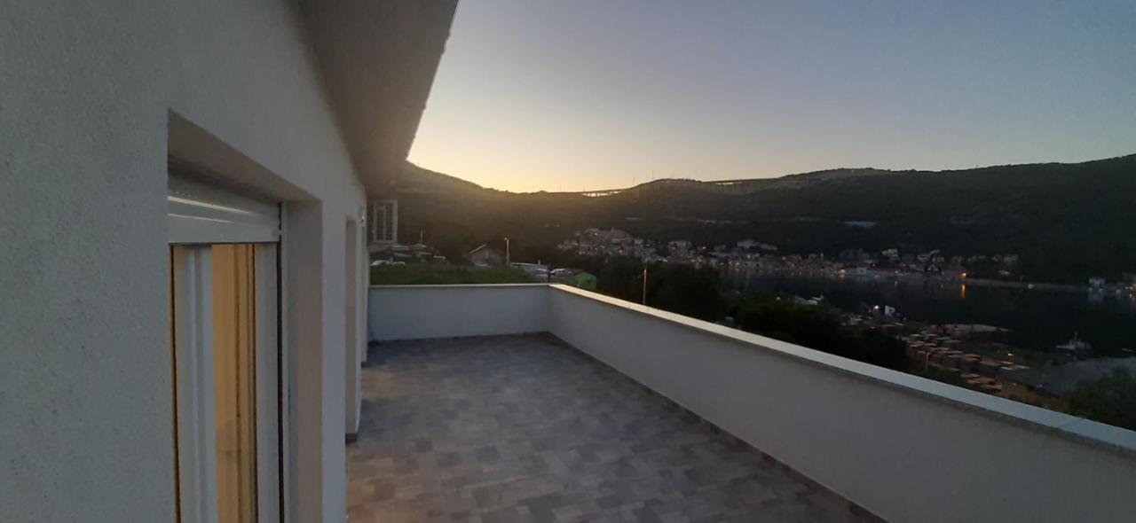 Apartmani Petar I Luka Бакар Экстерьер фото