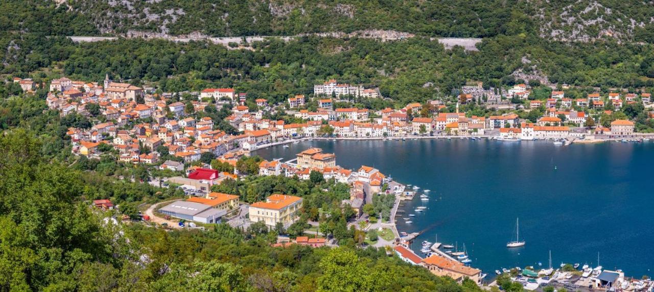 Apartmani Petar I Luka Бакар Экстерьер фото