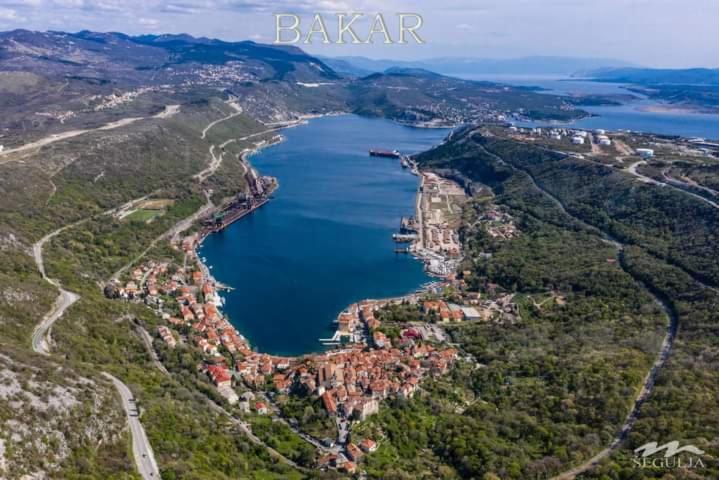 Apartmani Petar I Luka Бакар Экстерьер фото