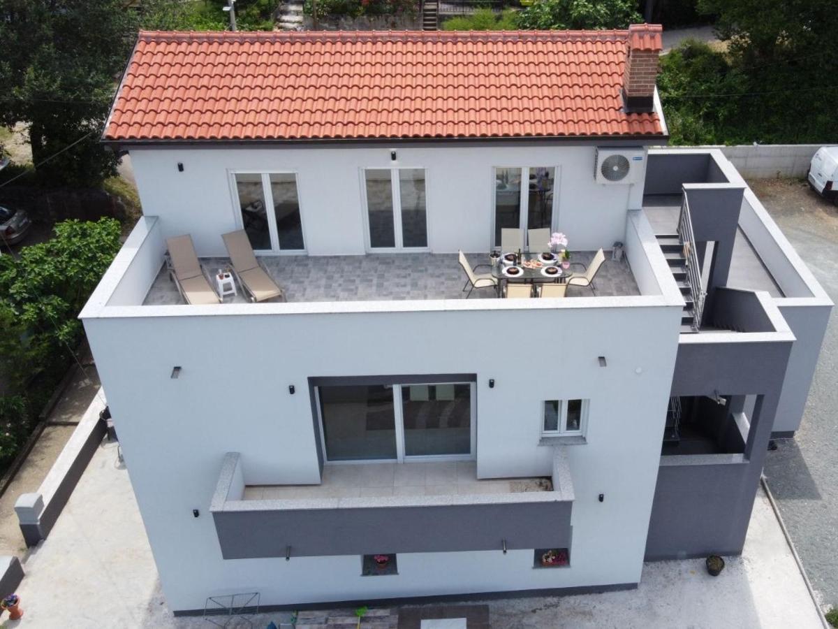 Apartmani Petar I Luka Бакар Экстерьер фото
