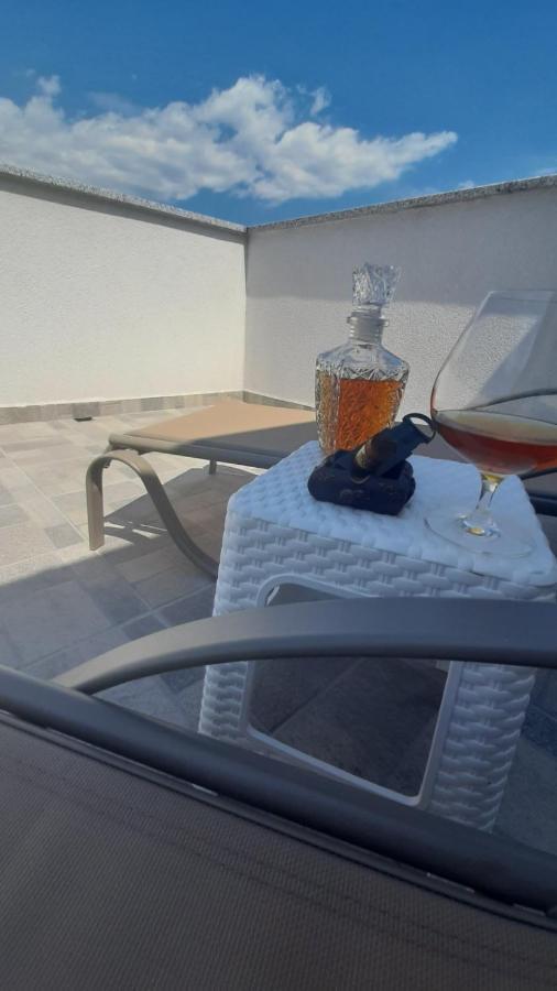 Apartmani Petar I Luka Бакар Экстерьер фото